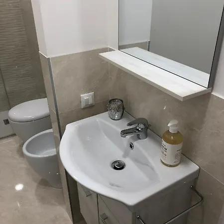 Al Teatro Lägenhet *