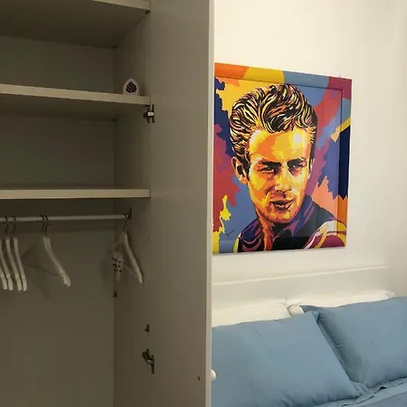 Al Teatro 아파트 *